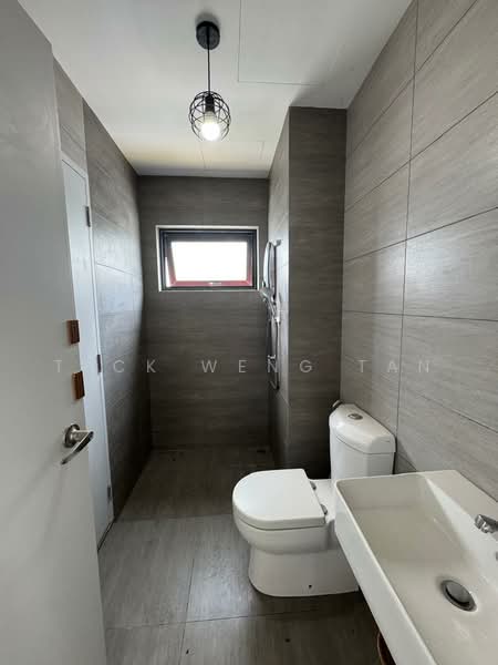 Service Residence for Rent at The Amber Residence @ TwentyFive.7 - Teck Weng Tan - Bathroom - PropertyGuru.com.my