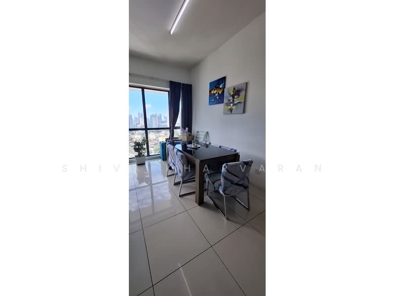 Kediaman Servis untuk Disewa di Setia SKY Residences - Shiva Kharvaran - Dining Room - PropertyGuru.com.my