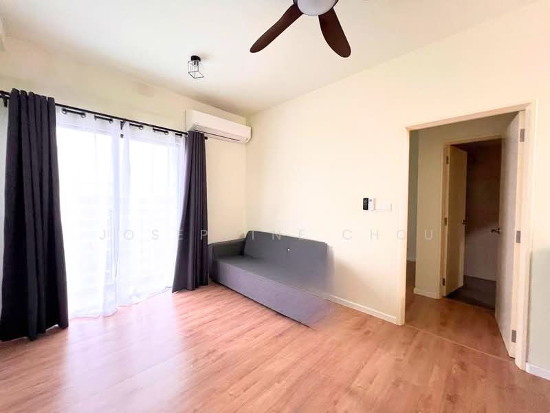 Kediaman Servis untuk Dijual di Dian Residency - Josephine Chou - Living Room - PropertyGuru.com.my