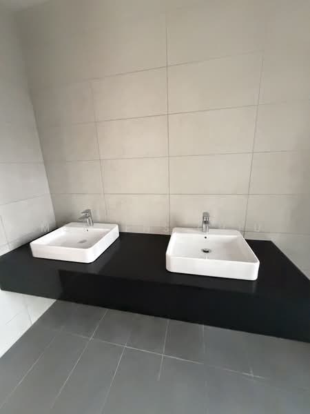 Semi-Detached House for Sale in Bukit Wangsamas (Setiawangsa) - Morwens Chiu - Bathroom - PropertyGuru.com.my