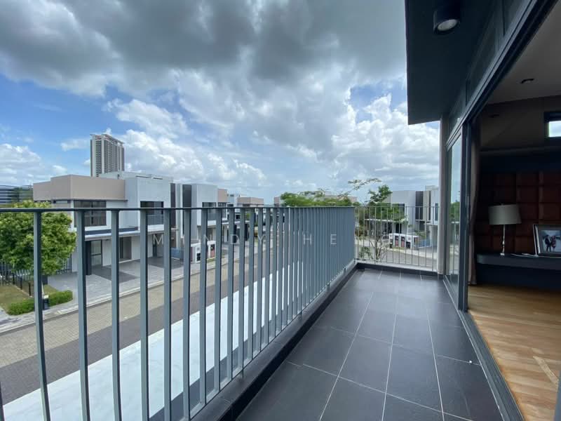 Rumah Berkembar untuk Dijual di Iskandar Puteri (Nusajaya) (Johor) - Mindy Heng - PropertyGuru.com.my