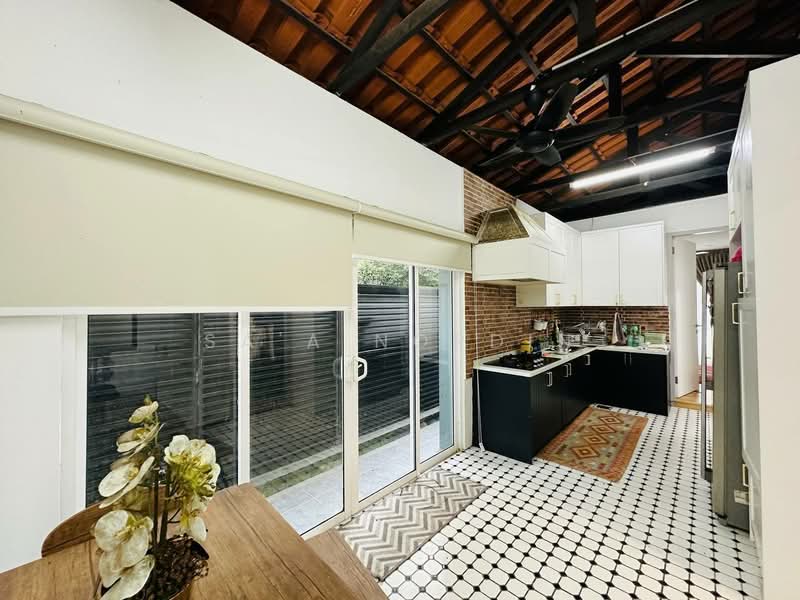 Bungalow House for Sale in Kota Damansara (Selangor) - Sa'a Nordin - Kitchen - PropertyGuru.com.my