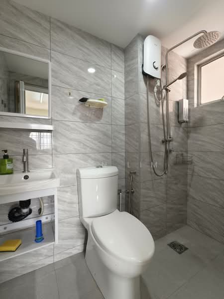 Apartment for Sale at Aliran Damai - Sean Lim - Bathroom - PropertyGuru.com.my
