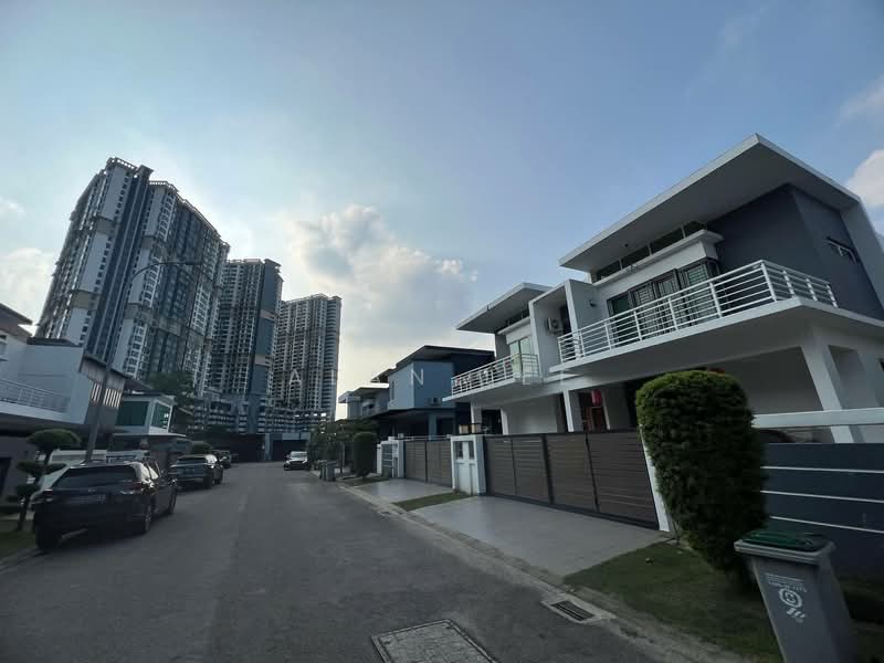 Semi-Detached House for Sale in Johor Bahru (Johor) - Alan Lee - Exterior - PropertyGuru.com.my