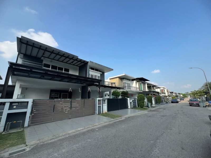 Semi-Detached House for Sale in Johor Bahru (Johor) - Alan Lee - Exterior - PropertyGuru.com.my