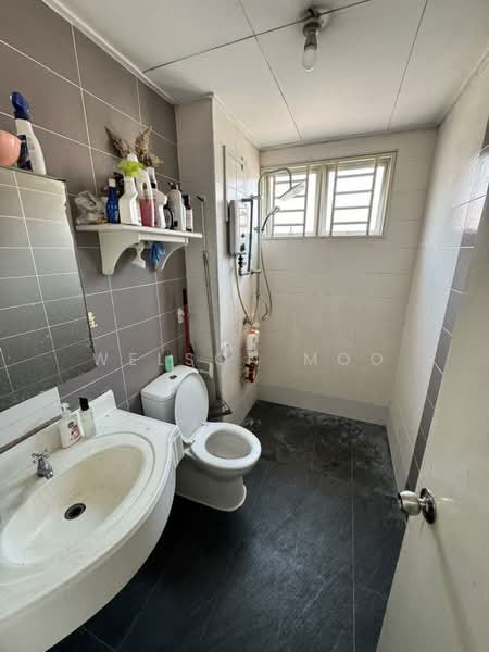 2-storey Terraced House for Sale in Mutiara Gombak (Gombak) - Welson Moo - Bathroom - PropertyGuru.com.my