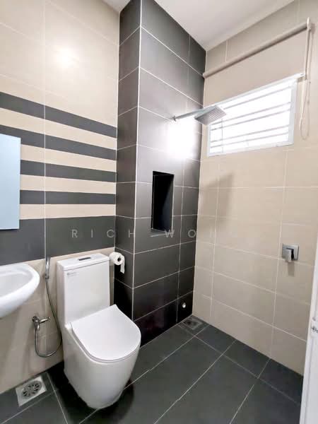 Rumah Teres untuk Dijual di Johor Bahru (Johor) - Rich Wong - Bathroom - PropertyGuru.com.my