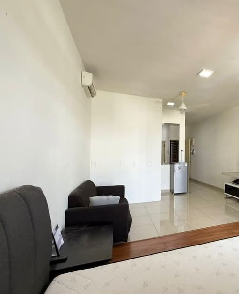 Pangsapuri untuk Dijual di Nusa Heights (Nusa Puncak) - Jin Teok - Living Room - PropertyGuru.com.my