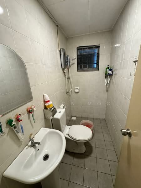 2-storey Terraced House for Sale in Mutiara Gombak (Gombak) - Welson Moo - Bathroom - PropertyGuru.com.my