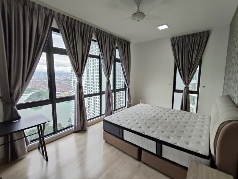 Kondominium untuk Disewa di The Henge - Ray Kong - Bedroom - PropertyGuru.com.my