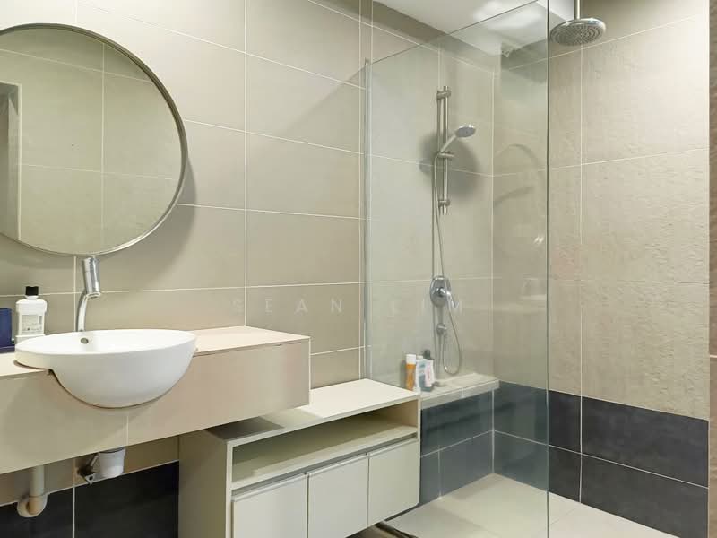 Kondominium untuk Dijual di Armanee - Sean Lim - Bathroom - PropertyGuru.com.my