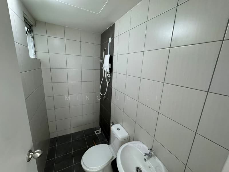 Pangsapuri untuk Disewa di Vista Saujana - Ming Ju Li - Bathroom - PropertyGuru.com.my