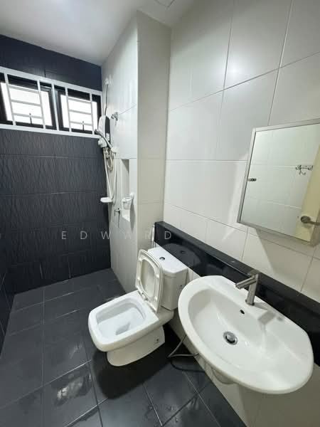 Service Residence for Sale at Sky Peak Residences - Edward Gan - Bathroom - PropertyGuru.com.my