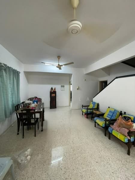 2-storey Terraced House for Sale in Taman Munshi Ibrahim (Tampoi) - Aries Lam - PropertyGuru.com.my