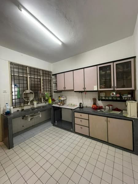 2-storey Terraced House for Sale in Taman Munshi Ibrahim (Tampoi) - Aries Lam - PropertyGuru.com.my