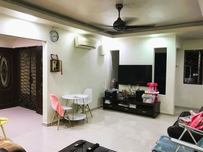 3-storey Terraced House for Sale in Taman Bukit Permata (Selayang) - Evelyn Lee - Living Room - PropertyGuru.com.my