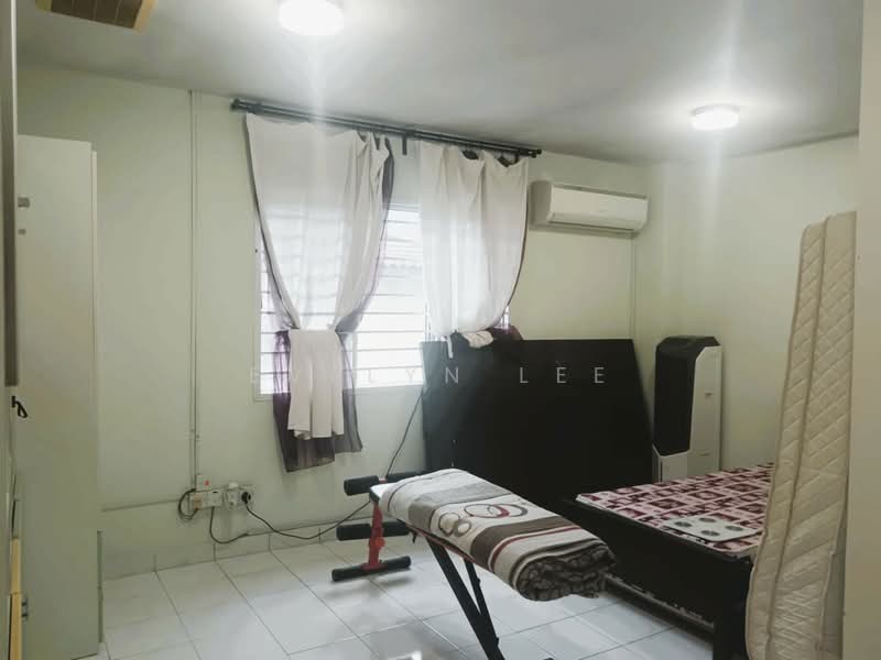 3-storey Terraced House for Sale in Taman Bukit Permata (Selayang) - Evelyn Lee - Bedroom - PropertyGuru.com.my