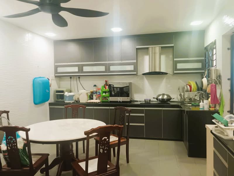 3-storey Terraced House for Sale in Taman Bukit Permata (Selayang) - Evelyn Lee - Kitchen - PropertyGuru.com.my