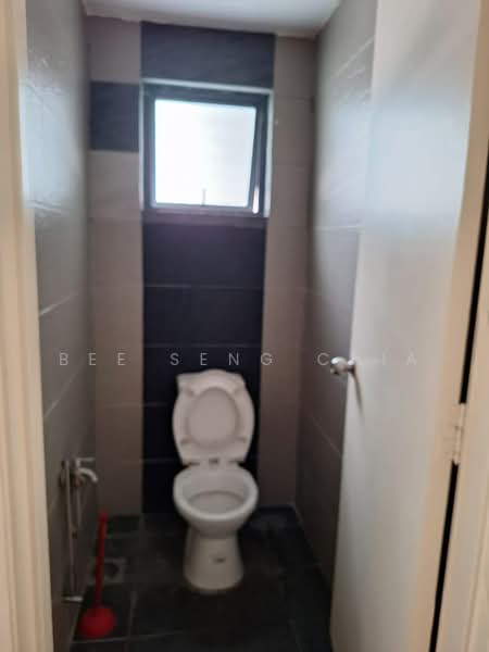 Shop / Office untuk Disewa di Alam Avenue (Shah Alam) - Adam Chia - Bathroom - PropertyGuru.com.my