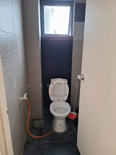 Shop / Office untuk Disewa di Alam Avenue (Shah Alam) - Adam Chia - Bathroom - PropertyGuru.com.my