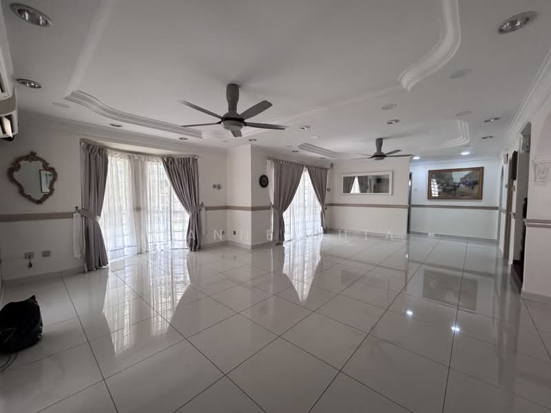 Rumah Berkembar untuk Dijual di Seksyen 9 (Shah Alam) - Leanne Chia - Living Room - PropertyGuru.com.my