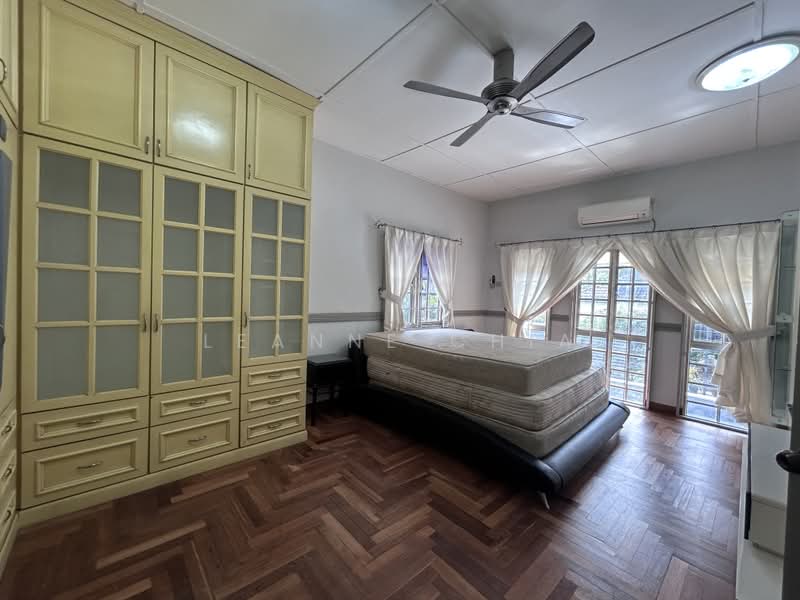 Rumah Berkembar untuk Dijual di Seksyen 9 (Shah Alam) - Leanne Chia - Bedroom - PropertyGuru.com.my