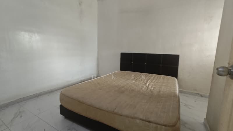 Flat for Sale at Rumah Pangsa Batu Berendam - CHIN FN - Bedroom - PropertyGuru.com.my