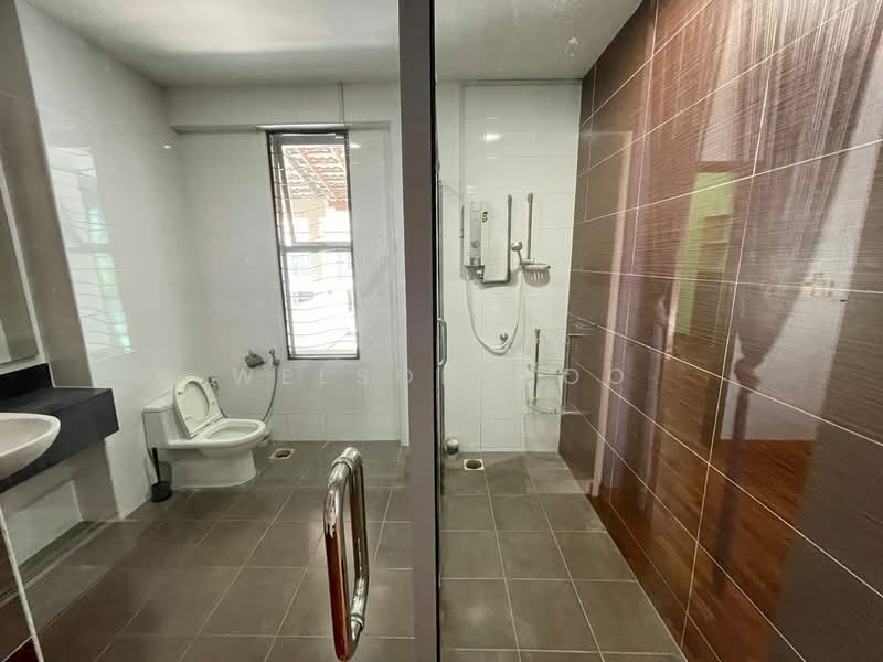 2.5-storey Terraced House for Sale in Sering Ukay (Ampang) - Welson Moo - Bathroom - PropertyGuru.com.my