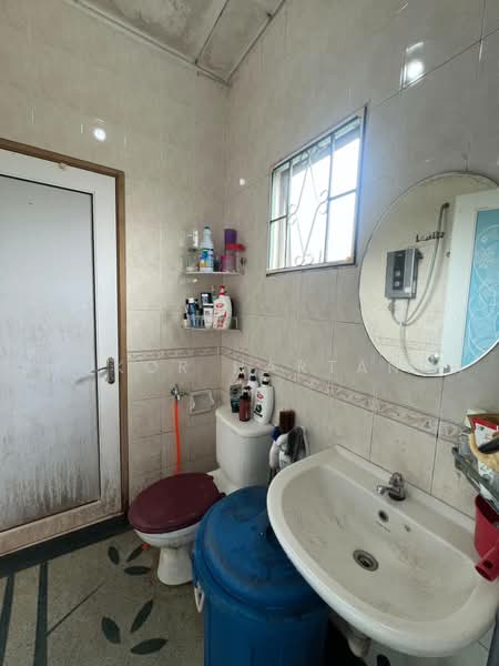 Rumah Teres 2-Tingkat untuk Dijual di Shah Alam (Selangor) - Syukor Hartanah - Bathroom - PropertyGuru.com.my