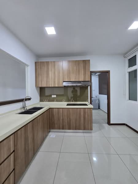Kediaman Servis untuk Dijual di Grandview 360 - Edward Gan - Kitchen - PropertyGuru.com.my