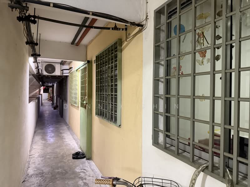 Flat for Rent at Pandan Ria (Block D) - Dennix Chin - Corridor - PropertyGuru.com.my