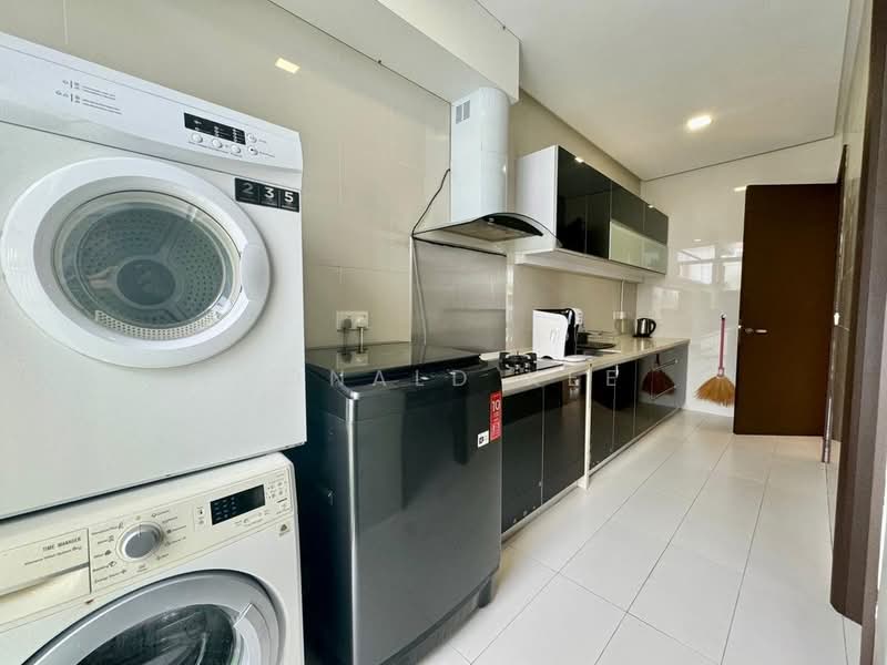 Bungalow House for Rent in Tanjung Tokong (Penang) - Ronald Kee - Kitchen - PropertyGuru.com.my