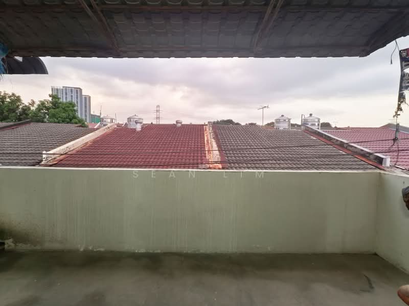 2-storey Terraced House for Sale in Taman Selayang Jaya (Selayang) - Sean Lim - Exterior - PropertyGuru.com.my