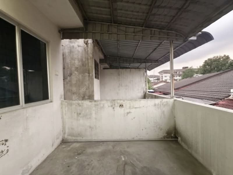 2-storey Terraced House for Sale in Taman Selayang Jaya (Selayang) - Sean Lim - Balcony - PropertyGuru.com.my