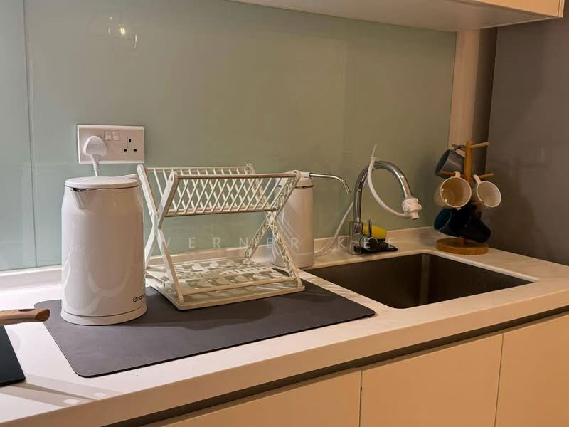Kediaman Servis untuk Dijual di Teega Suites - Werner Kee - Kitchen - PropertyGuru.com.my
