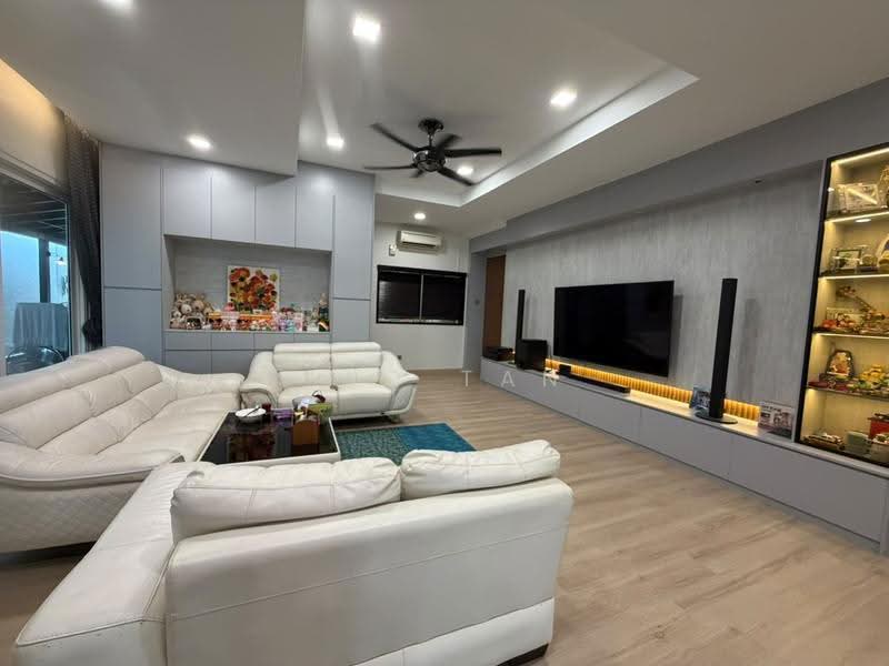 Zero-Lot Bungalow for Sale in Bukit Rimau (Shah Alam) - Yao Tan - Living Room - PropertyGuru.com.my