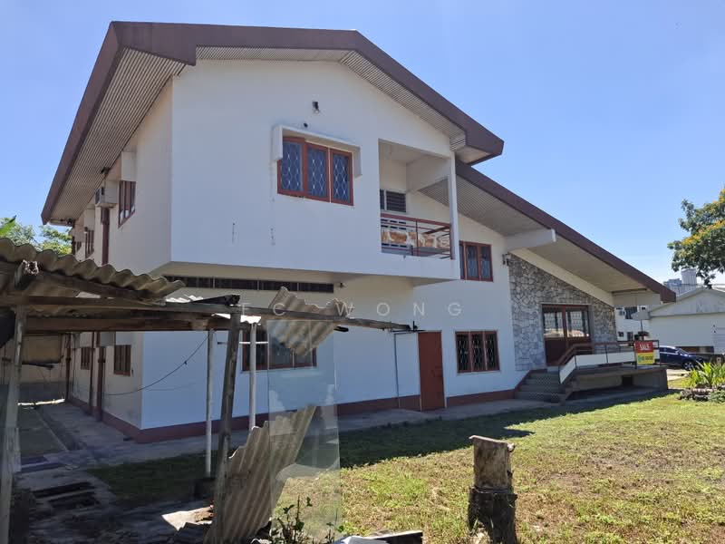 1-storey Terraced House for Sale in Seksyen 14 (Petaling Jaya) - FC Wong - Exterior - PropertyGuru.com.my