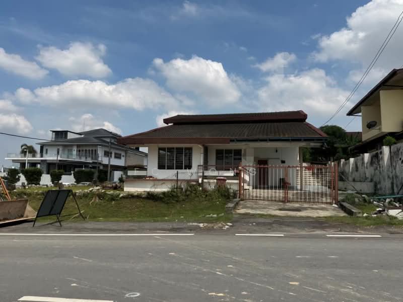 1-storey Terraced House for Sale in Seksyen 14 (Petaling Jaya) - FC Wong - Exterior - PropertyGuru.com.my