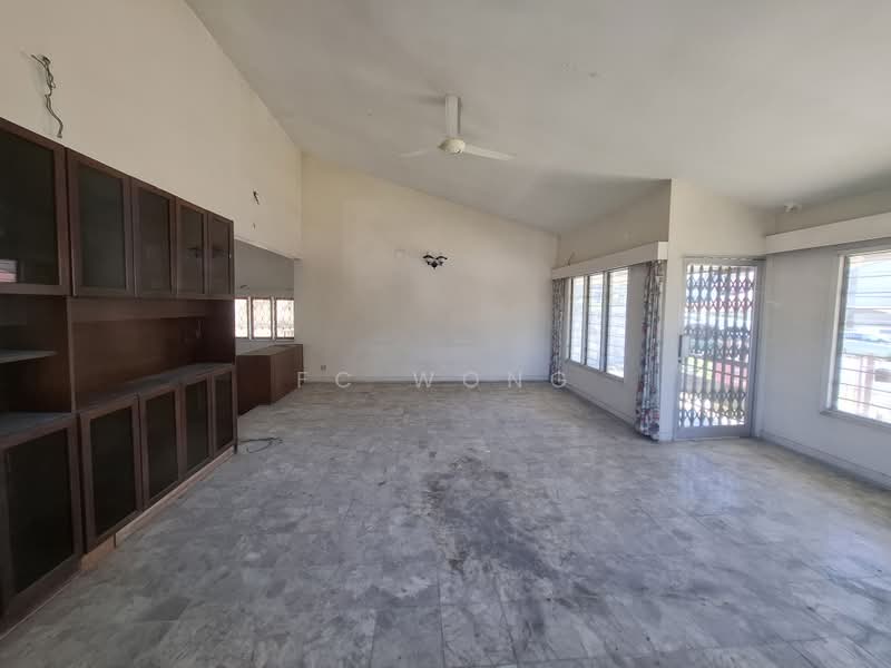 1-storey Terraced House for Sale in Seksyen 14 (Petaling Jaya) - FC Wong - Living Room - PropertyGuru.com.my