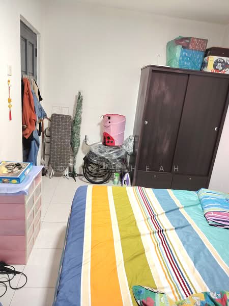Rumah Flat untuk Dijual di Desa Sri Puteri - Rono Cheah - Bedroom - PropertyGuru.com.my
