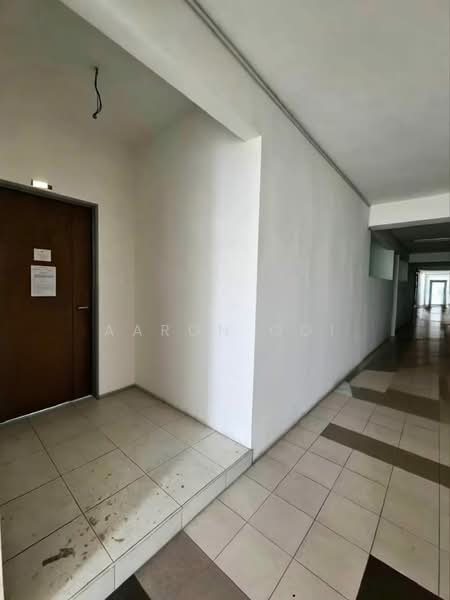 Pangsapuri untuk Dijual di Pinang Laguna - Aaron Ooi - Corridor - PropertyGuru.com.my
