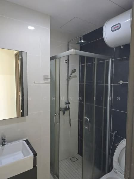 Condominium for Sale at Kings Bay @ Country Garden Danga Bay - Wen Chung Ling - Bathroom - PropertyGuru.com.my