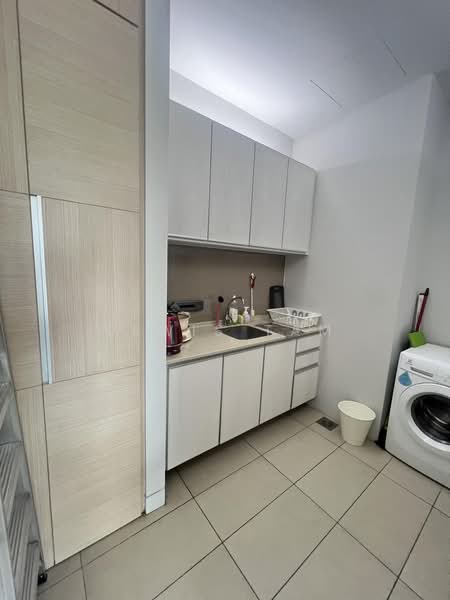 Kediaman Servis untuk Dijual di Swiss Garden Residences - Lewis Tam - Kitchen - PropertyGuru.com.my