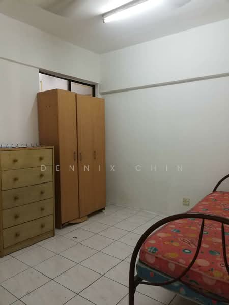 Pangsapuri untuk Dijual di Pangsapuri Perdana - Dennix Chin - Bedroom - PropertyGuru.com.my