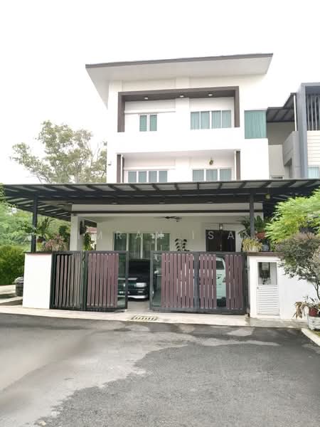 Rumah Berkembar untuk Dijual di Nilai (Negeri Sembilan) - Imran Isa - Exterior - PropertyGuru.com.my