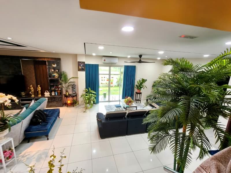 Rumah Berkembar untuk Dijual di Nilai (Negeri Sembilan) - Imran Isa - Living Room - PropertyGuru.com.my