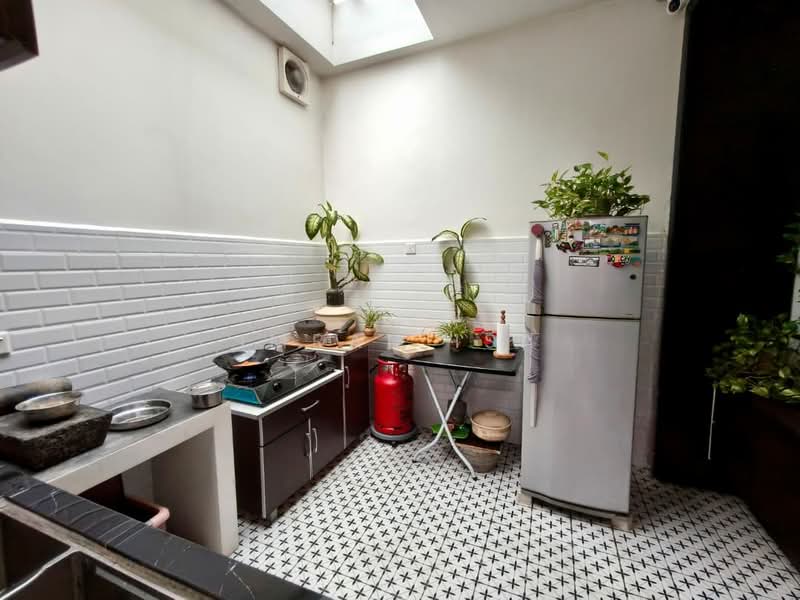 Rumah Berkembar untuk Dijual di Nilai (Negeri Sembilan) - Imran Isa - Kitchen - PropertyGuru.com.my
