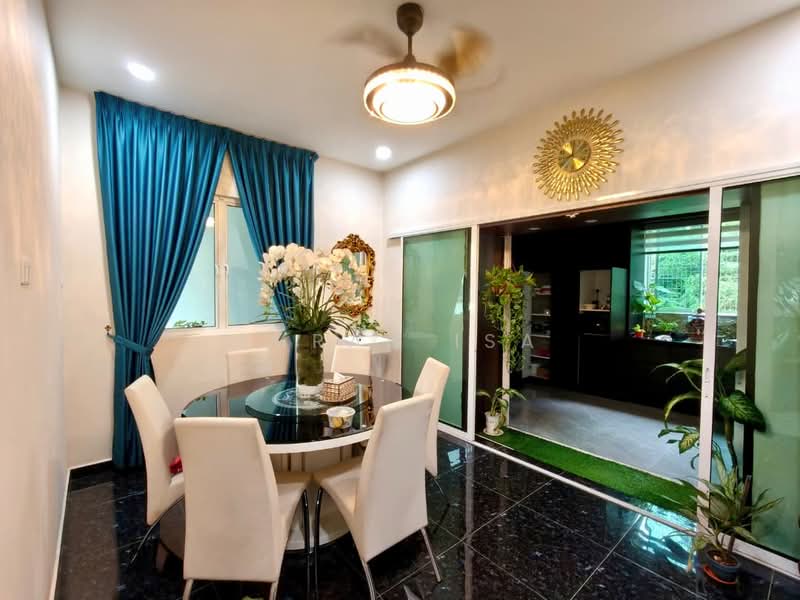 Rumah Berkembar untuk Dijual di Nilai (Negeri Sembilan) - Imran Isa - Dining Room - PropertyGuru.com.my