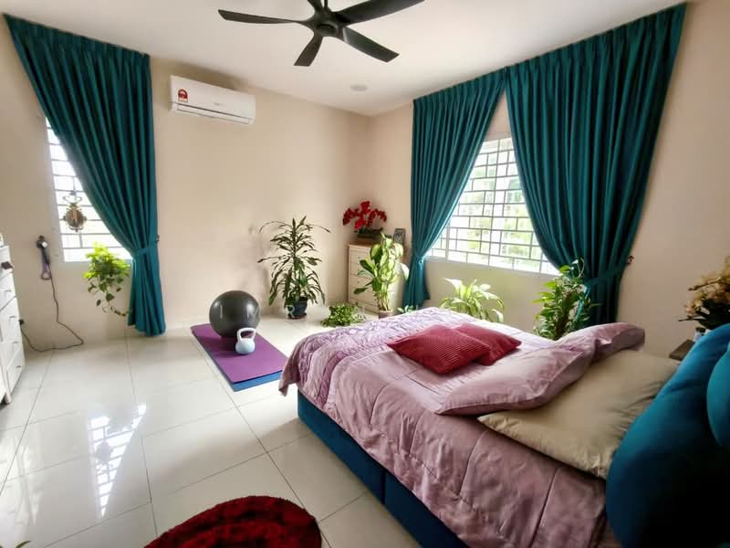 Rumah Berkembar untuk Dijual di Nilai (Negeri Sembilan) - Imran Isa - Bedroom - PropertyGuru.com.my