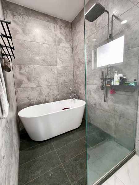 Rumah Berkembar untuk Dijual di Nilai (Negeri Sembilan) - Imran Isa - Bathroom - PropertyGuru.com.my